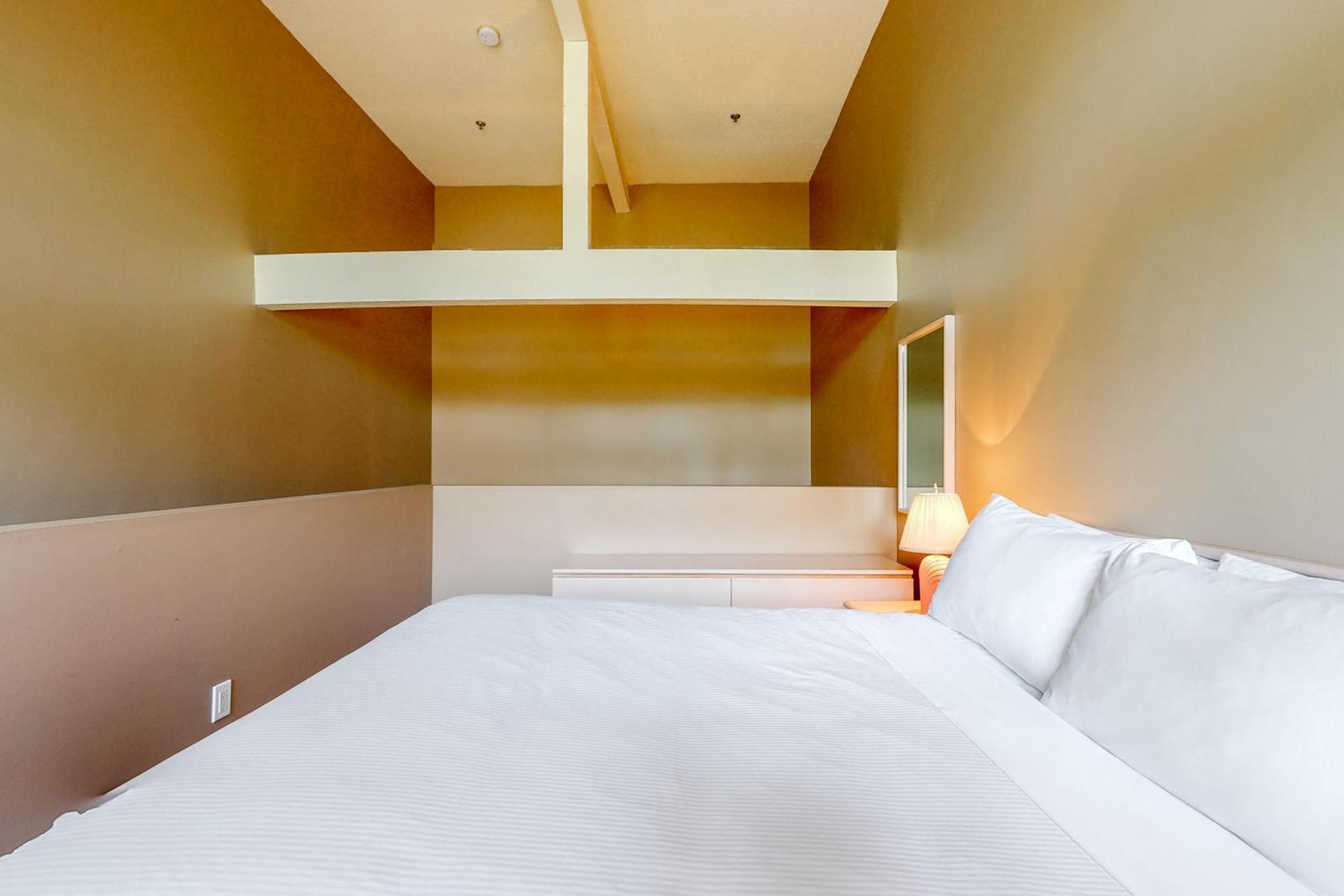 Greystone Lodge ウィスラー 部屋 写真