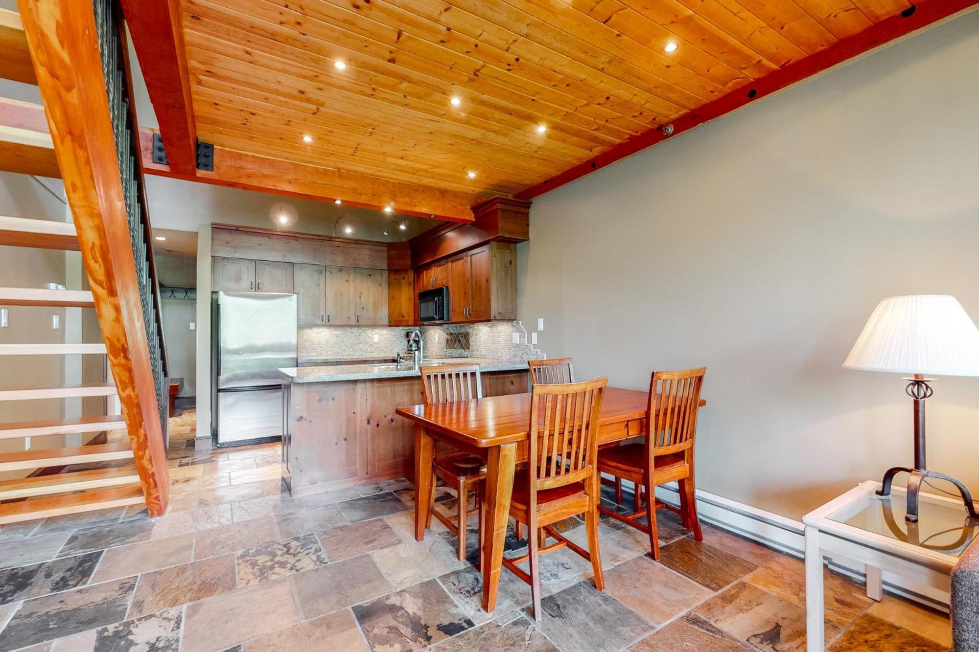 Greystone Lodge ウィスラー 部屋 写真